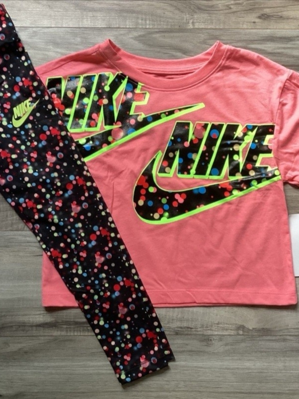 Nike Girls Boxy Tee & Matching Leggings Outfit Size 6(NWT)